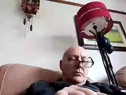 keeenn11 online show from 02/11/25, 10:48