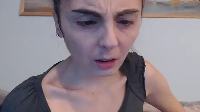 Snapshot of cleophee chatting on 12/21/25, 07:48 cleophee online show from 12/21/25, 07:48