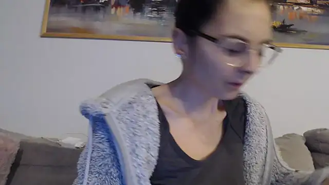 Snapshot of cleophee chatting on 01/07/26, 05:43 cleophee online show from 01/07/26, 05:43