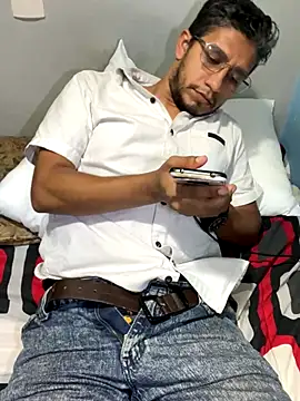 Darkdickhard online show from 10/21/25, 03:29