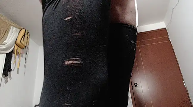 Snapshot of MARIANAWEED chatting on 02/21/25, 02:50 MARIANAWEED online show from 02/21/25, 02:50