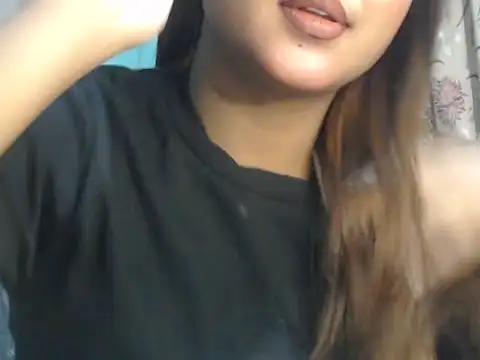 Snapshot of NancyRuvi chatting on 10/26/25, 04:46 NancyRuvi online show from 10/26/25, 04:46