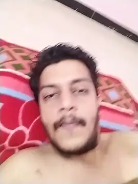 Snapshot of dzboy1994 chatting on 11/14/25, 03:22 dzboy1994 online show from 11/14/25, 03:22