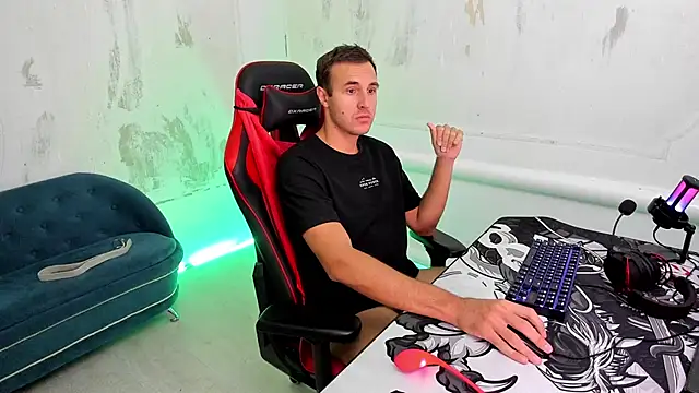 Raamoss online show from 03/20/25, 11:38