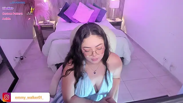 emmy walker online show from 11/10/25, 11:09