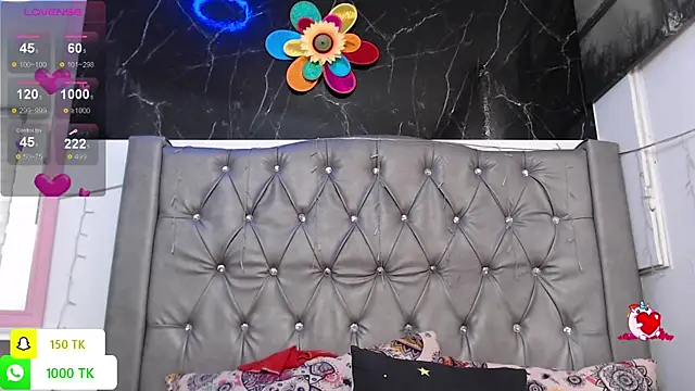 LAILAGUMMY online show from 12/19/25, 02:02