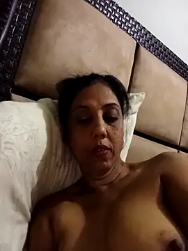 Mahi4luv online show from 10/19/25, 10:54