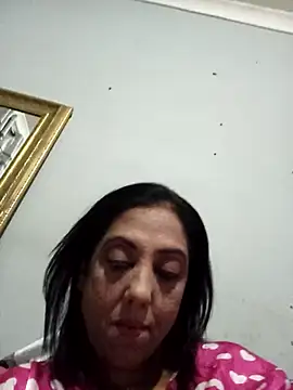 Snapshot of Mahi4luv chatting on 06/24/26, 12:09 Mahi4luv online show from 06/24/26, 12:09