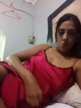 Snapshot of Mahi4luv chatting on 06/25/26, 10:03 Mahi4luv online show from 06/25/26, 10:03