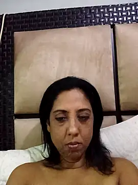 Snapshot of Mahi4luv chatting on 08/08/26, 12:57 Mahi4luv online show from 08/08/26, 12:57