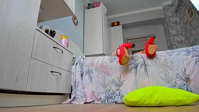 DUSSY PUSSY online show from 11/11/25, 04:23