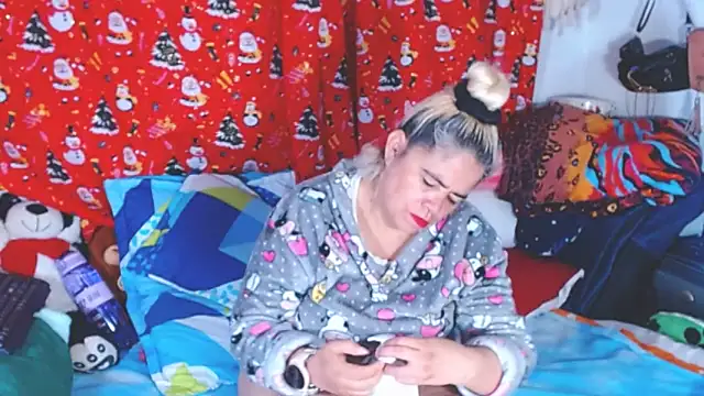 estrellita fugaz16x online show from 02/01/26, 04:44