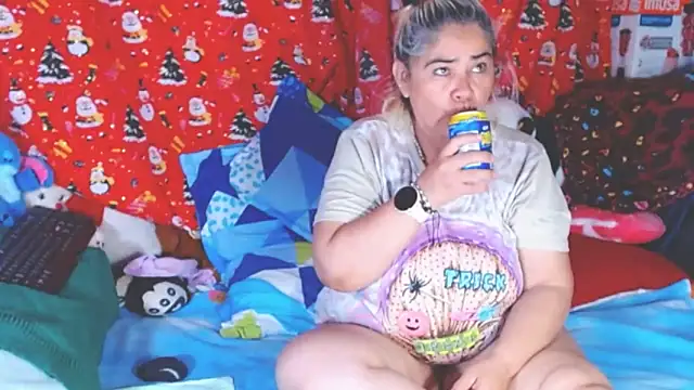 estrellita fugaz16x online show from 02/13/26, 01:12