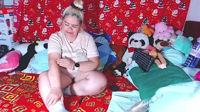 estrellita fugaz16x online show from 04/24/26, 12:13