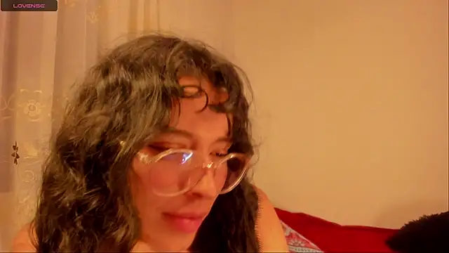 Snapshot of aluna_0310 chatting on 01/08/25, 11:30 aluna 0310 online show from 01/08/25, 11:30