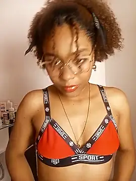 thaimy  online show from 03/23/26, 03:10