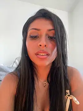 Snapshot of sweetAli_ chatting on 02/27/25, 04:32 sweetAli  online show from 02/27/25, 04:32