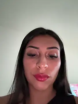Snapshot of sweetAli_ chatting on 05/29/26, 10:41 sweetAli online show from 05/29/26, 10:41