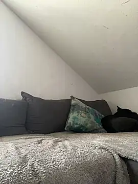 Snapshot of Vlad200472 chatting on 02/23/25, 10:39 Vlad200472 online show from 02/23/25, 10:39