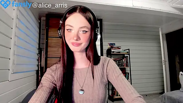 Snapshot of Alice__Aris chatting on 02/26/26, 03:11 Alice Aris online show from 02/26/26, 03:11