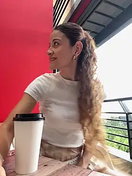 alana15 online show from 04/04/26, 09:23