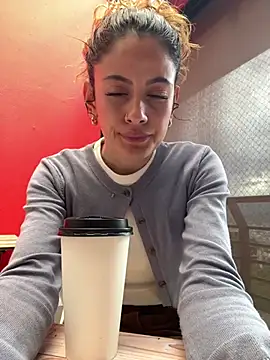 alana15 online show from 04/11/26, 09:30