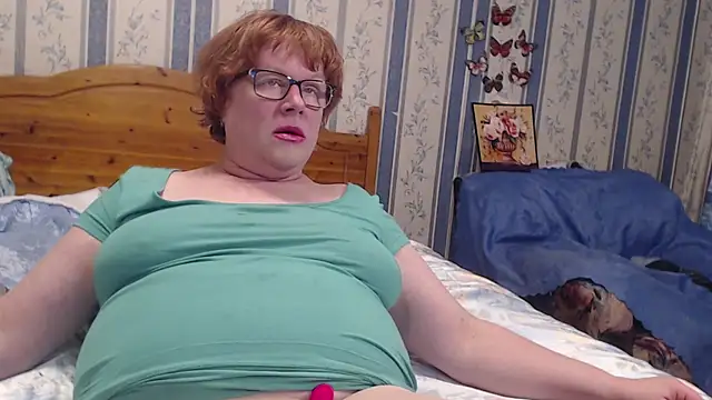 AMARILLIS online show from 12/17/25, 04:02