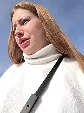 AlisaWhite online show from 12/18/24, 11:24