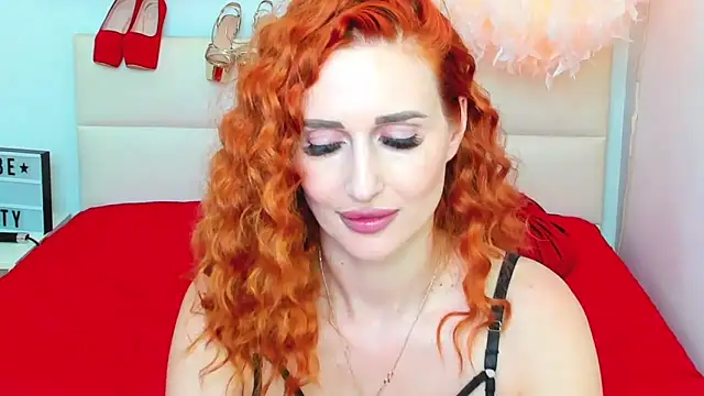 Red Fairy  online show from 06/05/26, 06:52