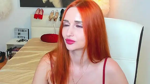 Red Fairy  online show from 06/06/26, 05:56