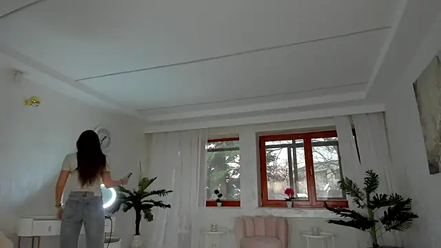 Snapshot of TiffanyHouston_ chatting on 12/14/24, 05:40 TiffanyHouston online show from 12/14/24, 05:40