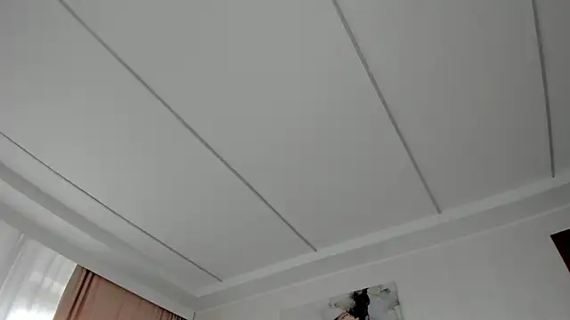 Snapshot of TiffanyHouston_ chatting on 12/15/24, 06:51 TiffanyHouston online show from 12/15/24, 06:51