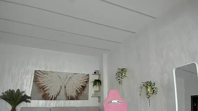 TiffanyHouston  online show from 01/13/26, 07:24