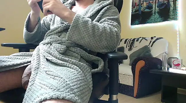 Snapshot of marioslim chatting on 02/27/25, 07:01 marioslim online show from 02/27/25, 07:01