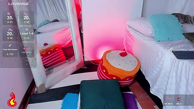 Snapshot of jenndy_lockhart chatting on 01/28/25, 05:54 jenndy lockhart online show from 01/28/25, 05:54