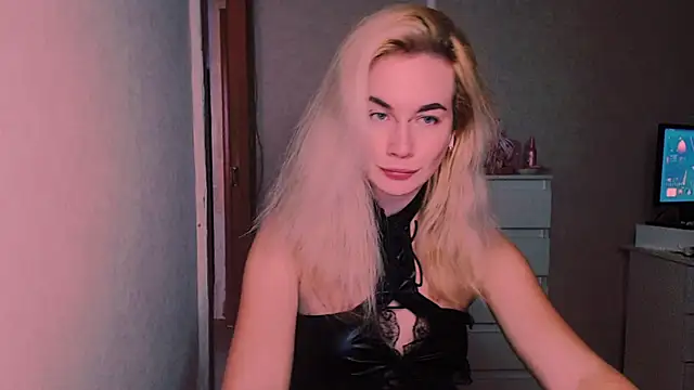 xxxcharismaaa online show from 11/05/25, 05:57