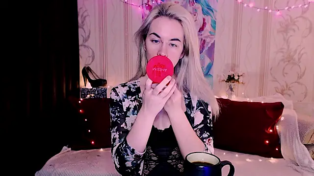 xxxcharismaaa online show from 03/10/26, 06:13