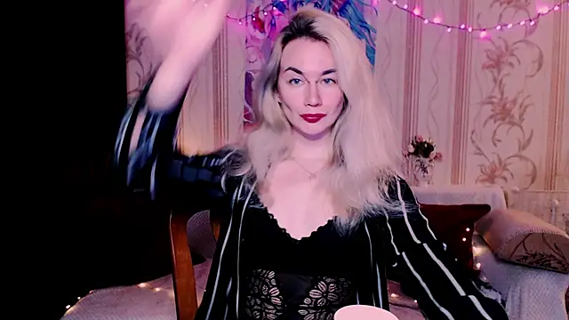 xxxcharismaaa online show from 04/21/26, 04:12