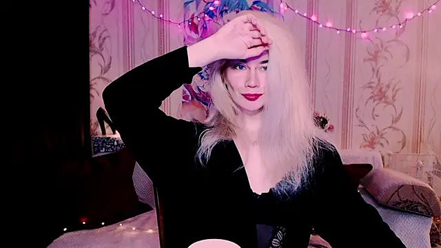 xxxcharismaaa online show from 04/24/26, 04:26