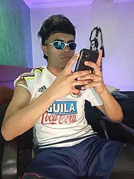 pinedasex777 online show from 11/16/25, 01:11