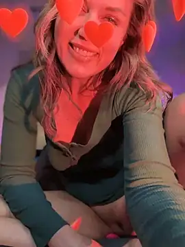 MaiseKnox online show from 02/01/25, 03:19