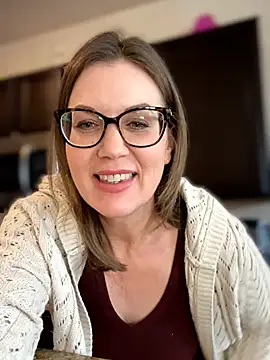 MaiseKnox online show from 03/18/26, 07:06