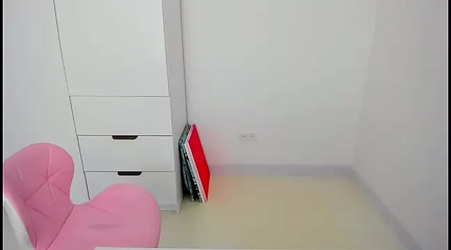 MiaStripDance online show from 12/16/24, 11:01