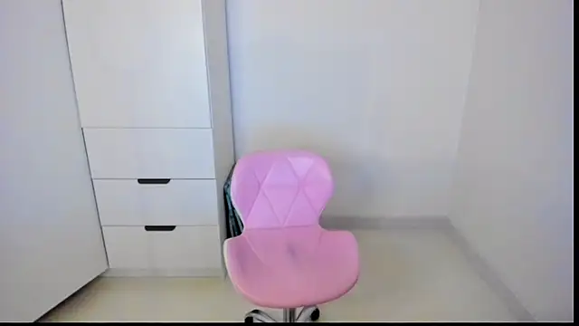 MiaStripDance online show from 02/10/25, 05:41