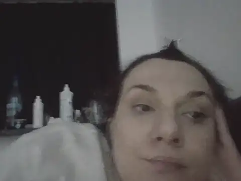 Snapshot of FallenDevil chatting on 01/10/26, 08:32 FallenDevil online show from 01/10/26, 08:32