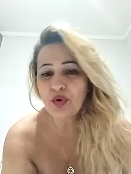 vivifernades online show from 03/01/25, 01:11