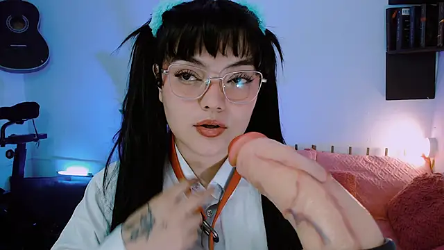 Snapshot of alexa11_ chatting on 02/01/25, 03:39 alexa11 online show from 02/01/25, 03:39