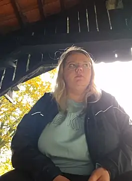 Fiona0705 online show from 09/27/25, 09:14