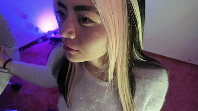 Sammysammy  online show from 12/22/24, 10:49