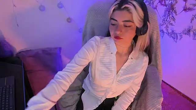 Sammysammy  online show from 02/05/25, 03:45